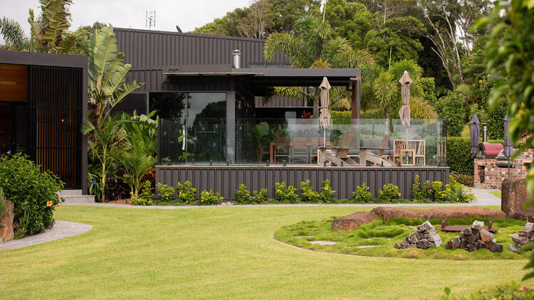 The outdoor patio of the main house at Amaroo.