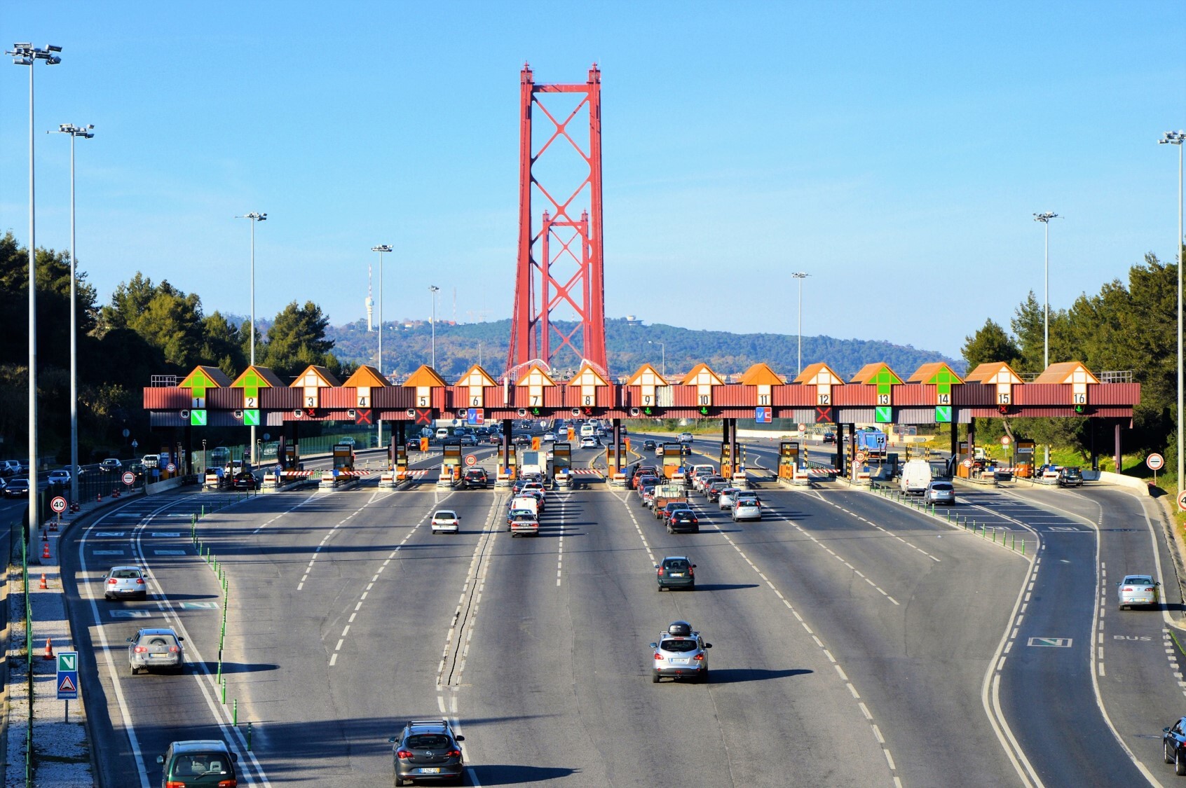 Uber faz descontos para promover uso de transportes públicos entre Margem Sul e Lisboa