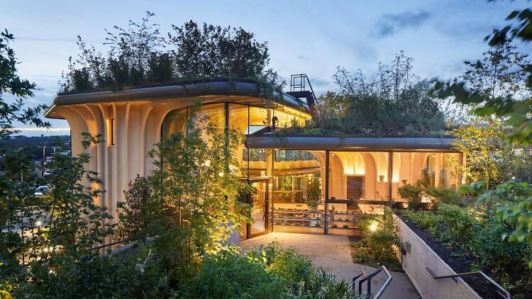 Maggie’s Centre, St James’s Hospital, UK