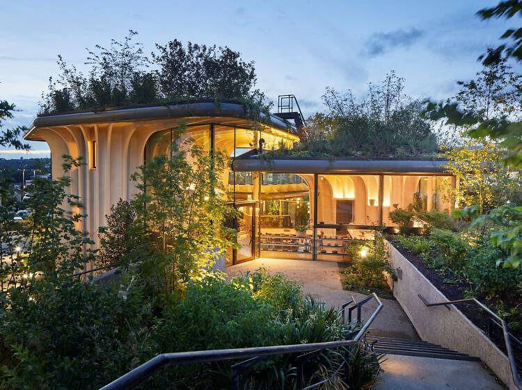 Maggie’s Centre, St James’s Hospital, UK