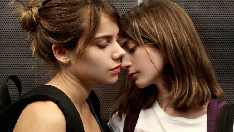 Joven y alocada (2012)