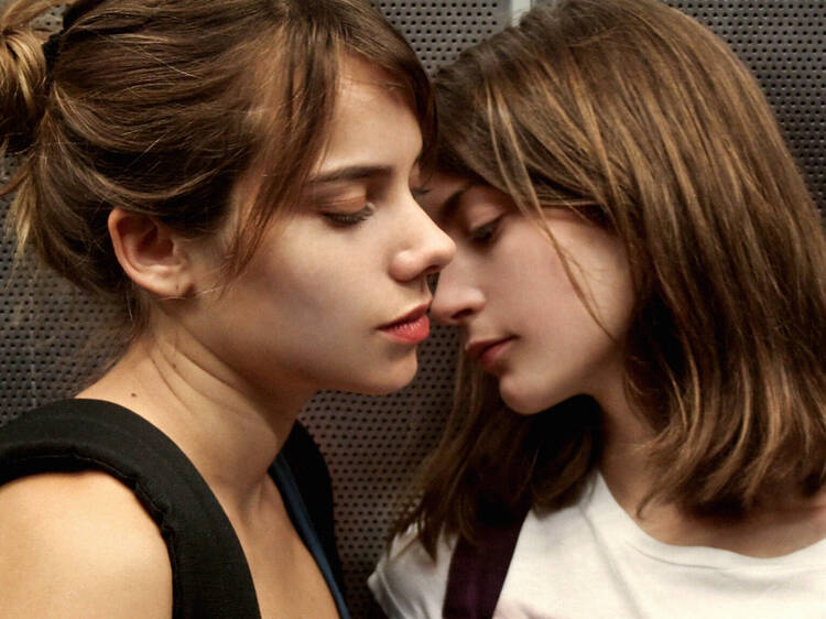 Joven y alocada (2012)