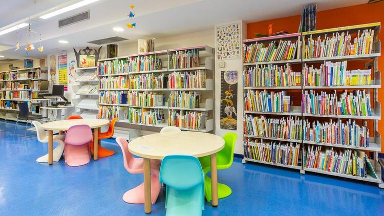 Biblioteca Pública José Luis Sampedro. Comunidad de Madrid
