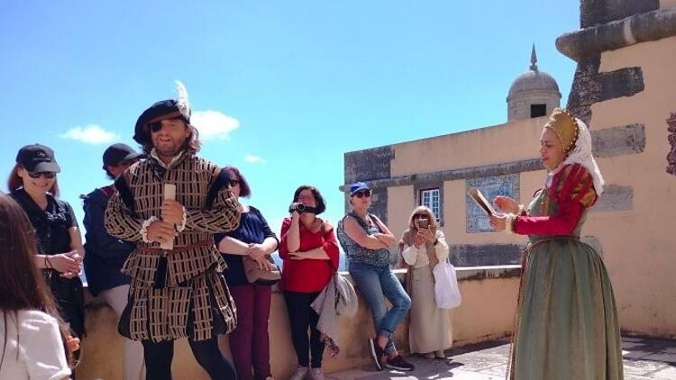Faça uma visita encenada com Luís de Camões no Forte de Santo António da Barra