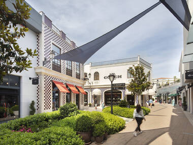 Shopping at  Freeport? Worth the trip and then some