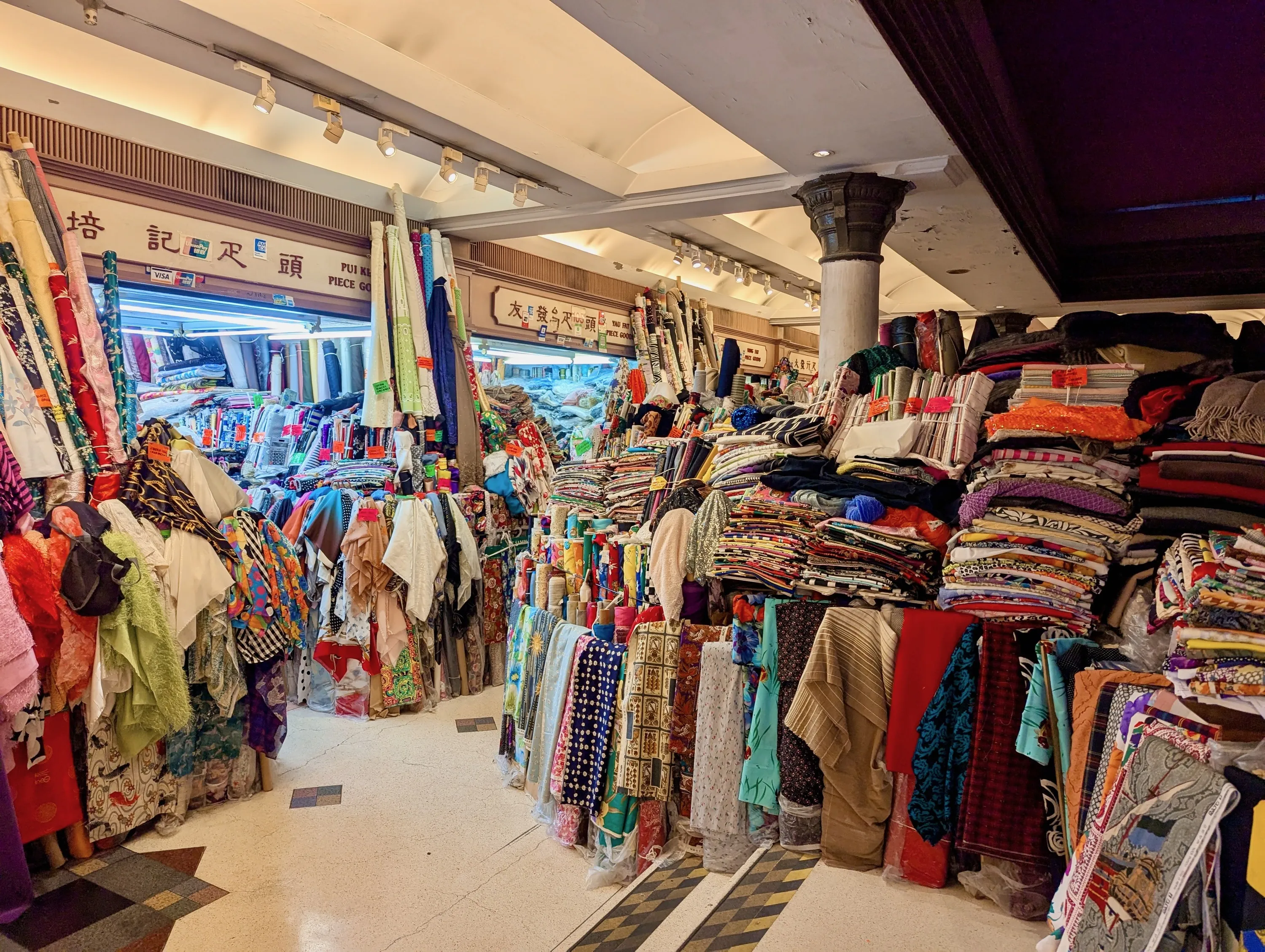 Western Market 西港城