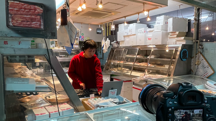Kanta Ando’s set at Akabane fish shop Uoyou