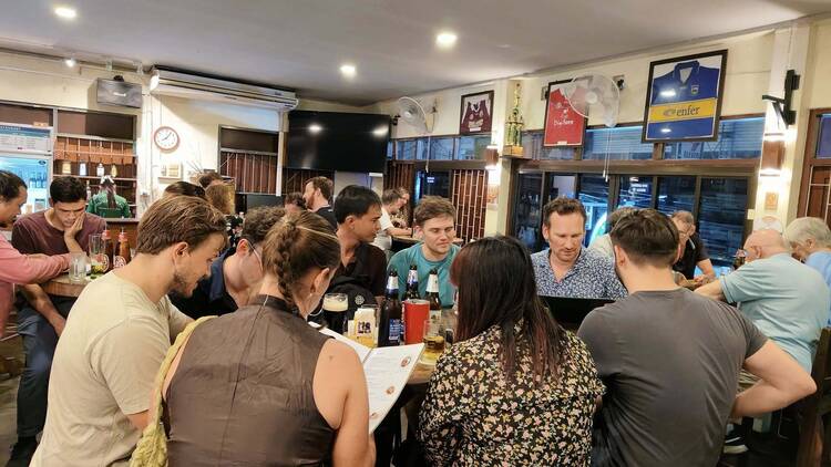 U.N. Irish Pub Quiz 