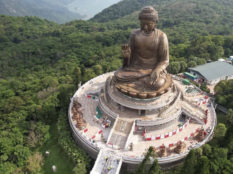 The Big Buddha (Tian Tan Buddha)