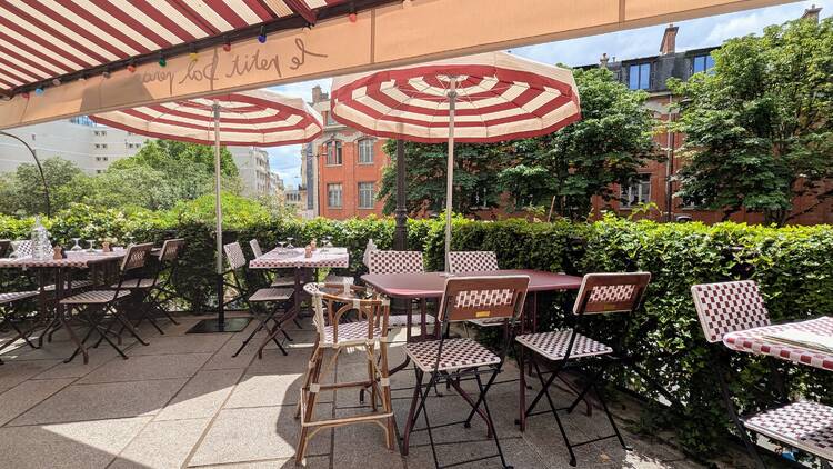 Terrasse parisienne