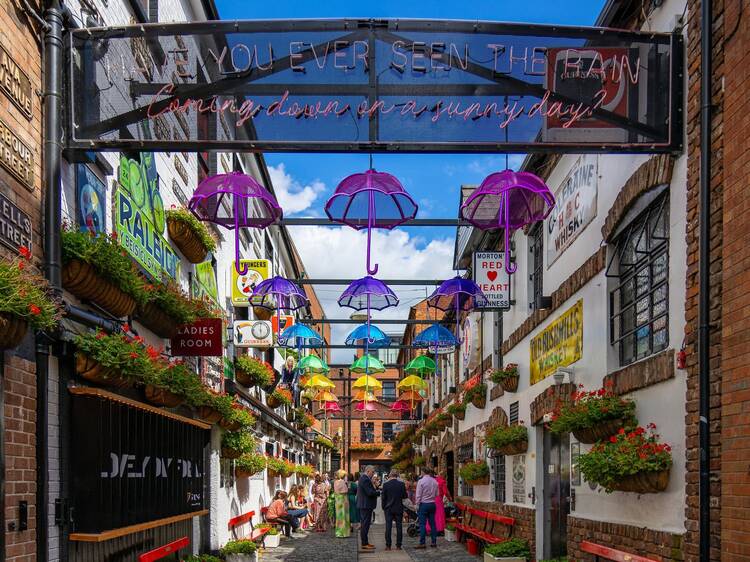 Belfast multicolor: los 4 imprescindibles de Irlanda del Norte