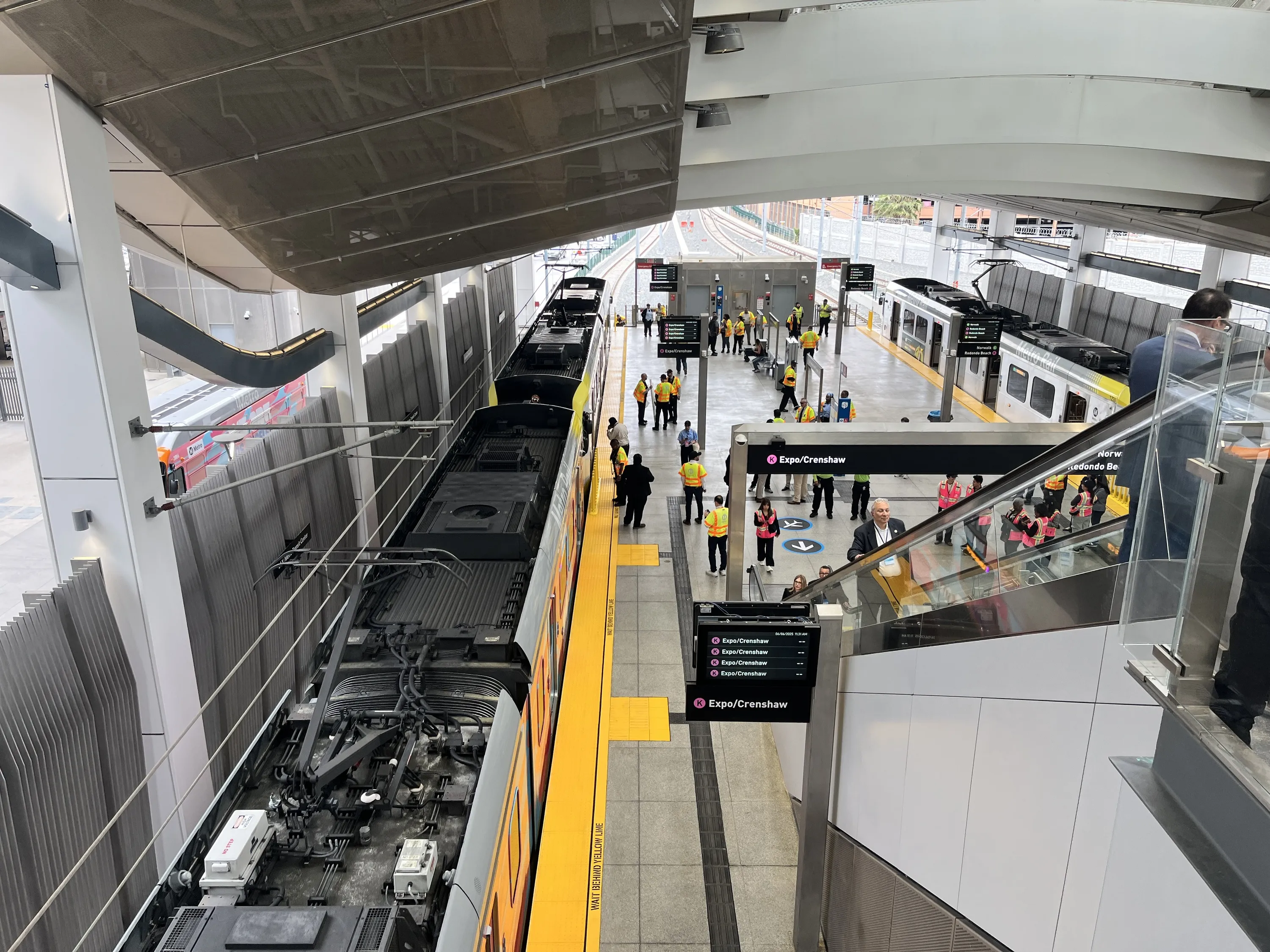 Metro/LAX Transit Center