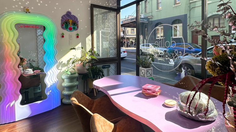 Dollie & Stella  - hairdresser in Newtown
