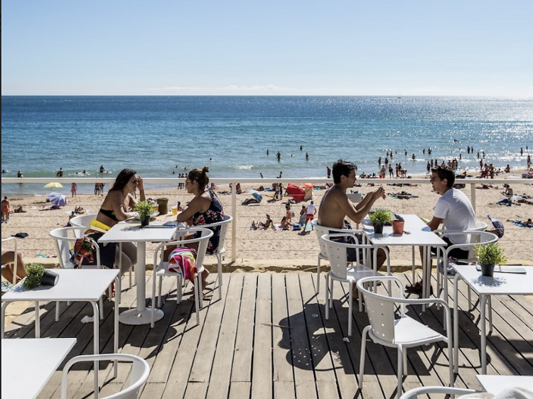 Da praia à mesa: as melhores coisas para fazer em Carcavelos