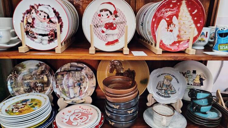 Takara House Singapore vintage thrift store Takara House Singapore vintage thrift store