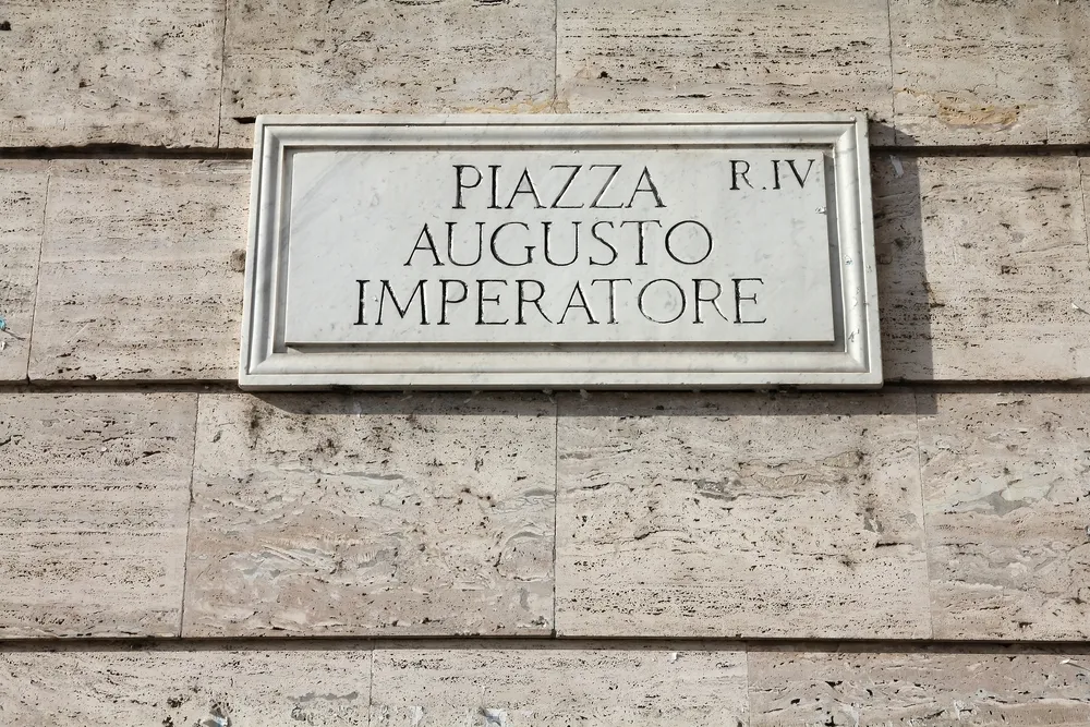 Street sign showing name of Piazza Augusto Imperatore