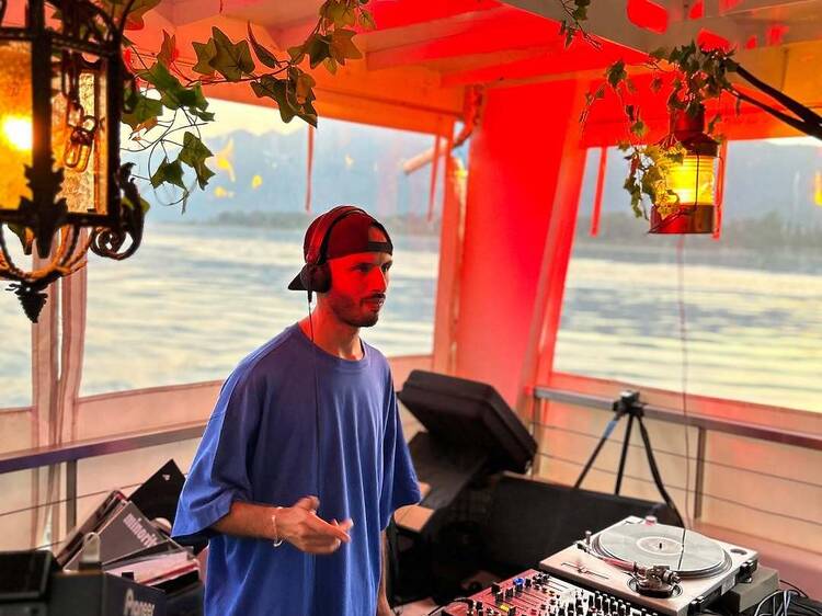 Munir Nadir Live