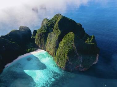 Thailand’s Maya Bay crowned world’s most photogenic beach Thailand’s Maya Bay crowned world’s most photogenic beach
