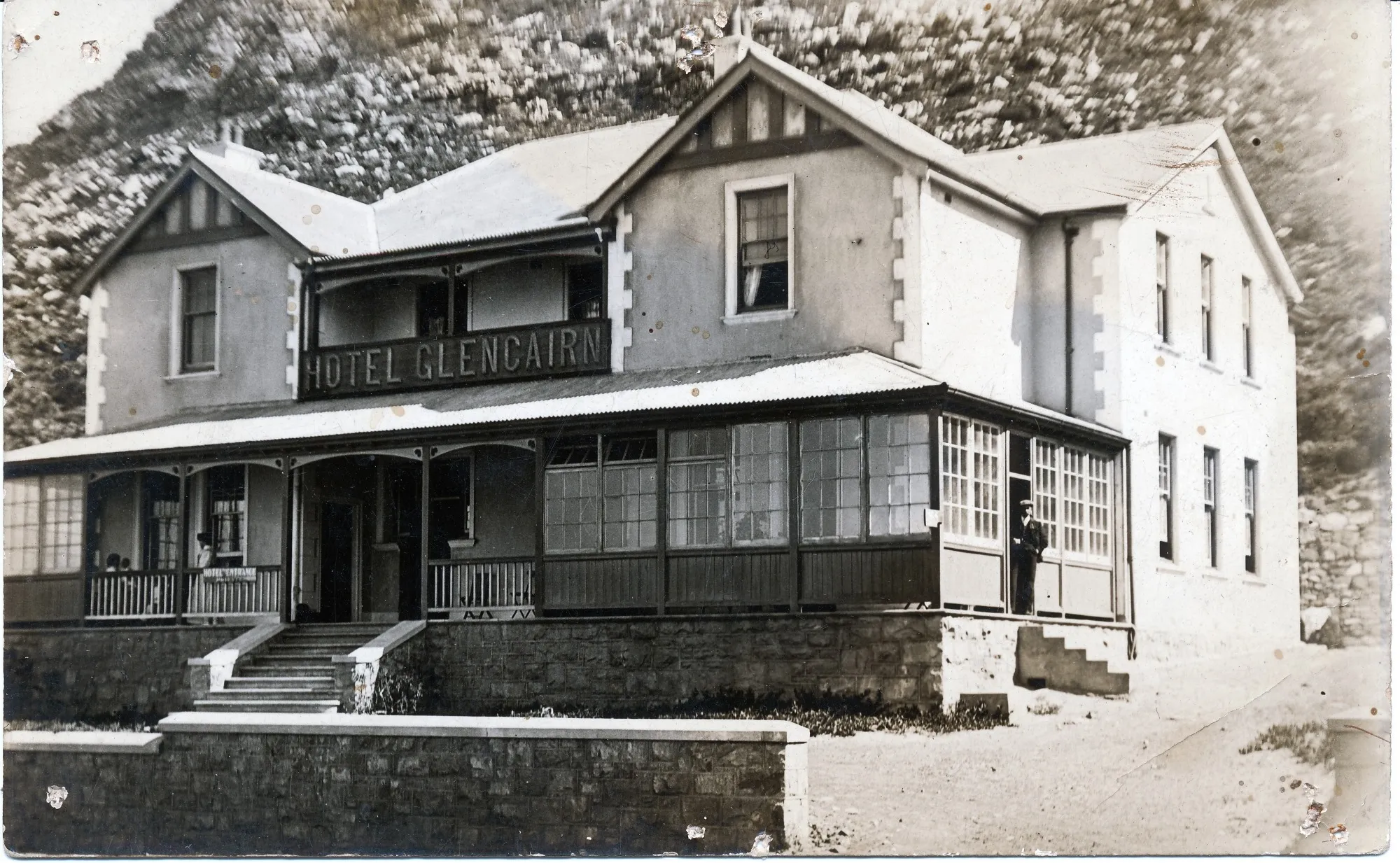 The Glencairn Southern Right Hotel dates back to 1904.