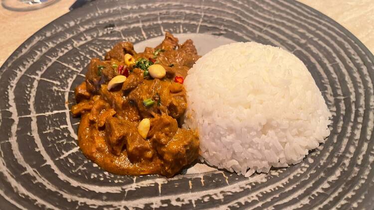 Beef Massaman curry at Mizuhana