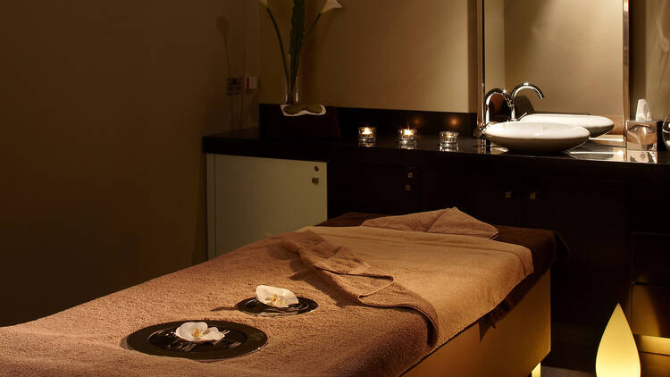 Elemis Men’s Facial at Mandara Spa, Park Plaza