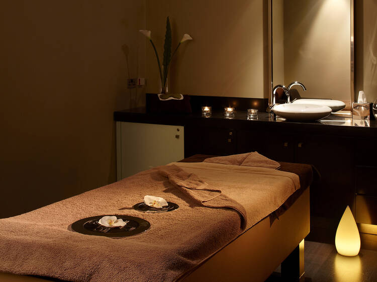 Elemis Men’s Facial at Mandara Spa, Park Plaza