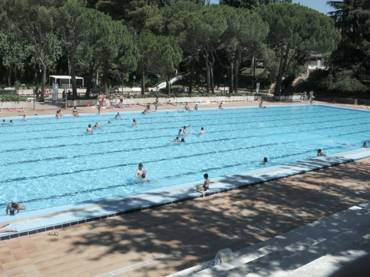 Guía de piscinas de verano: date el primer baño de la temporada