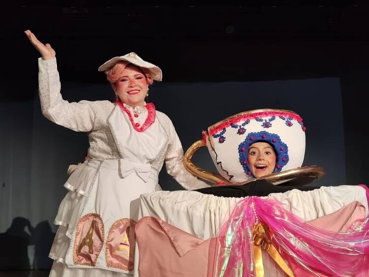 La Bella y La Bestia: El Musical La Bella y La Bestia: El Musical