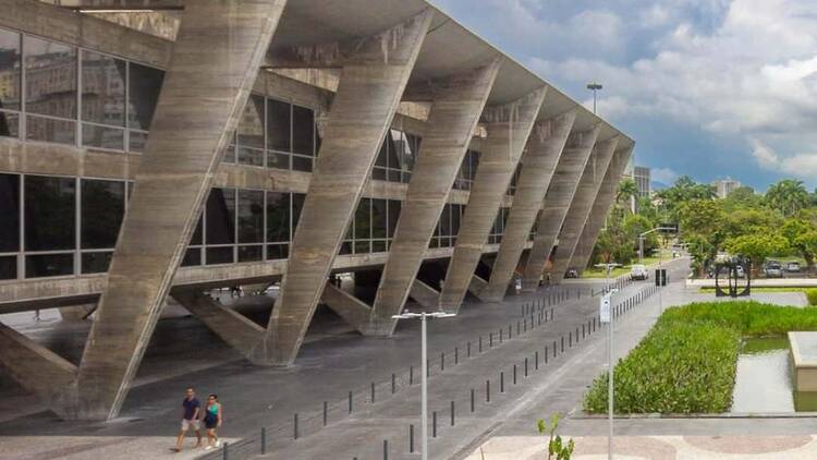 Ver uma exposição no MAM
