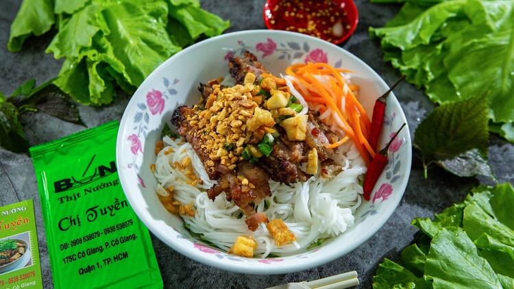 Bún Thịt Nướng Chị Tuyền