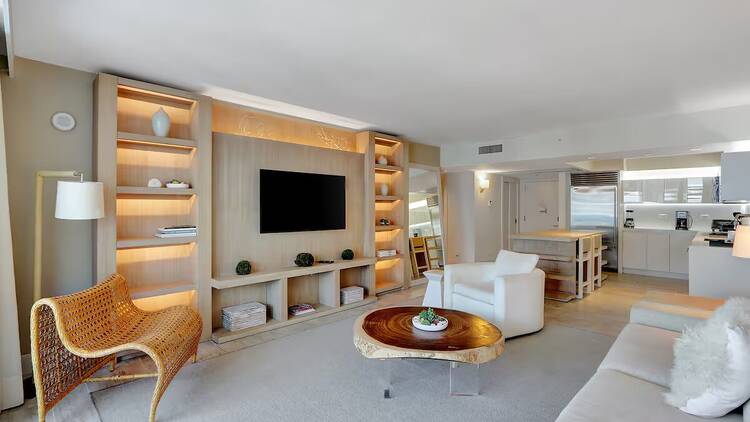 The deluxe condo in Miami Beach