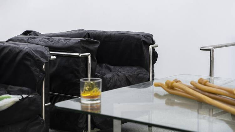 Victor Santamarina, First hundred years are the hardest. Instalación, 2022-2025. Foto de Álvaro Chior