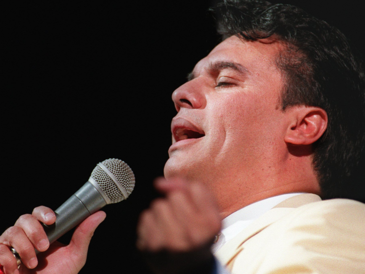 Lanzan canción inédita de Juan Gabriel