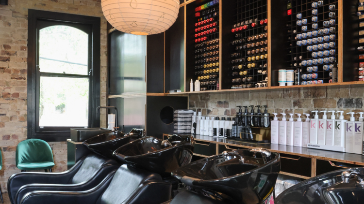 Willomina hair salon