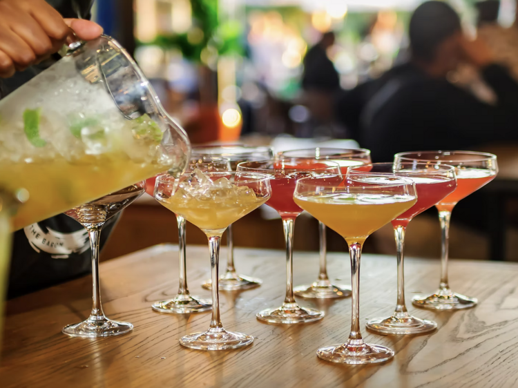 011 Gin Eatery