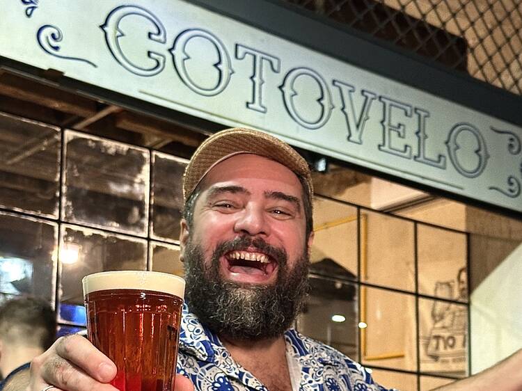Cevada no chope de no prato: conheça a Cotovelo, cervejaria que abriu no Centro