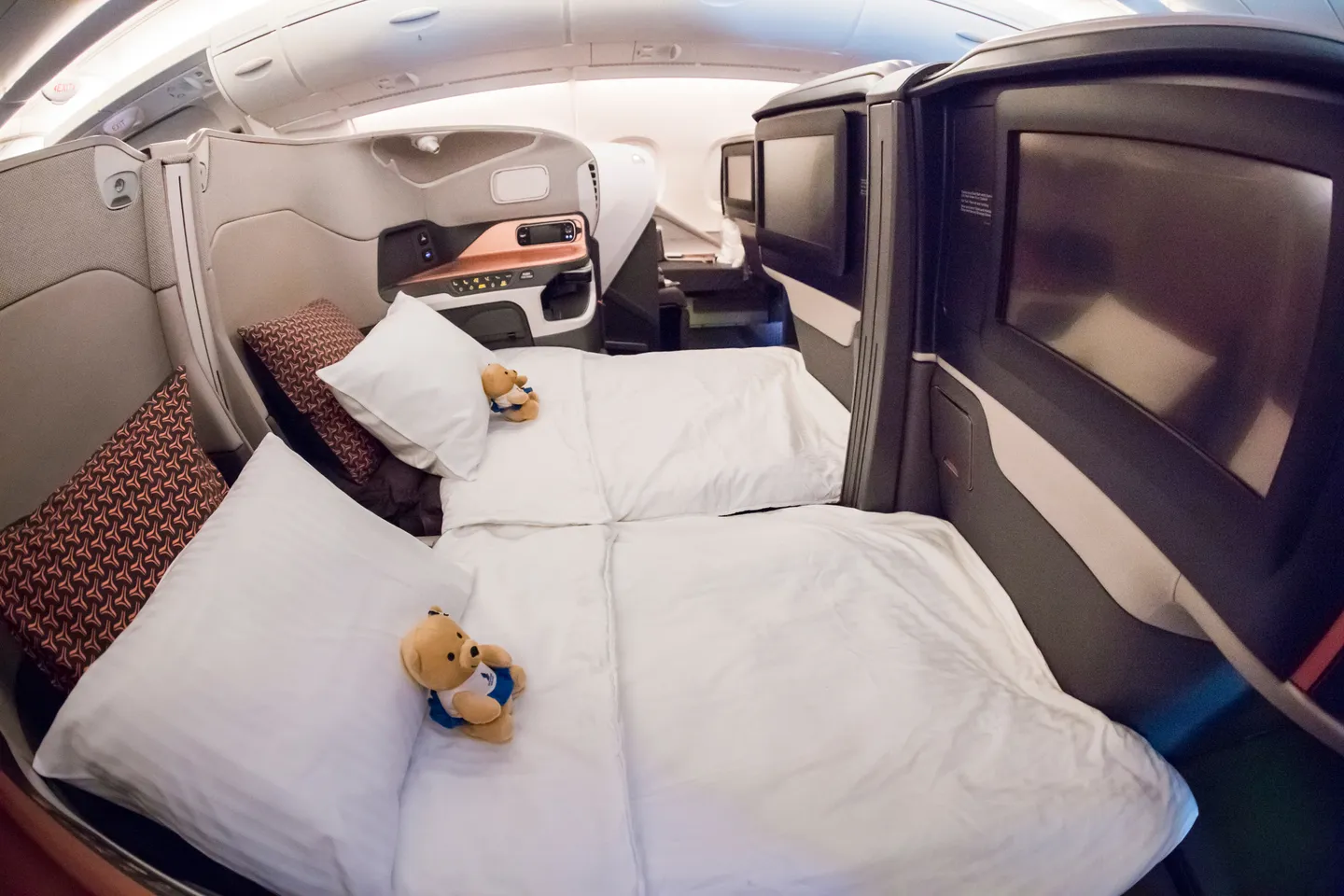 Skytrax World's Best Airlines 2025 - Singapore Airlines is best in Asia