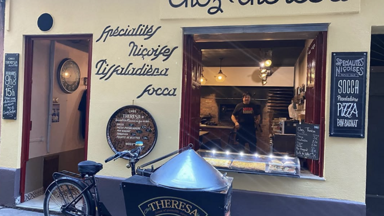 Try your first slice of socca at Chez Theresa