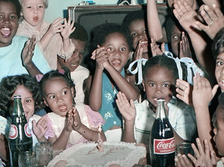 Visitar a exposição ''Retratistas do Morro''