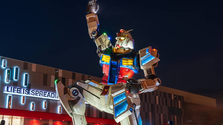 You can meet a lively, life-sized Gundam