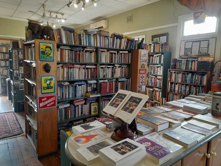 Ike’s Books
