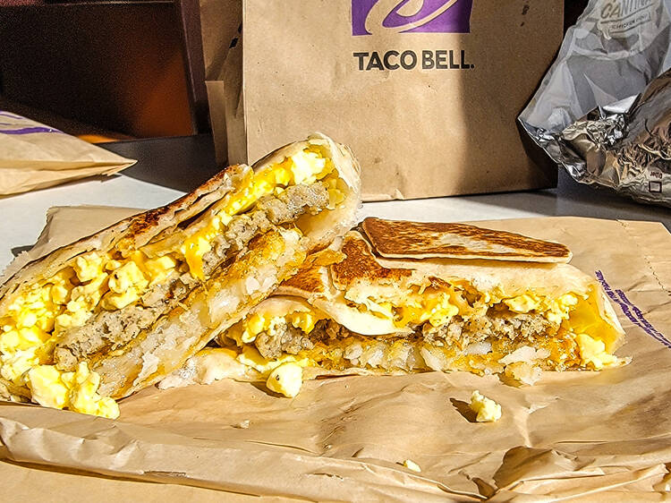 Taco Bell: Breakfast Sausage Crunchwrap