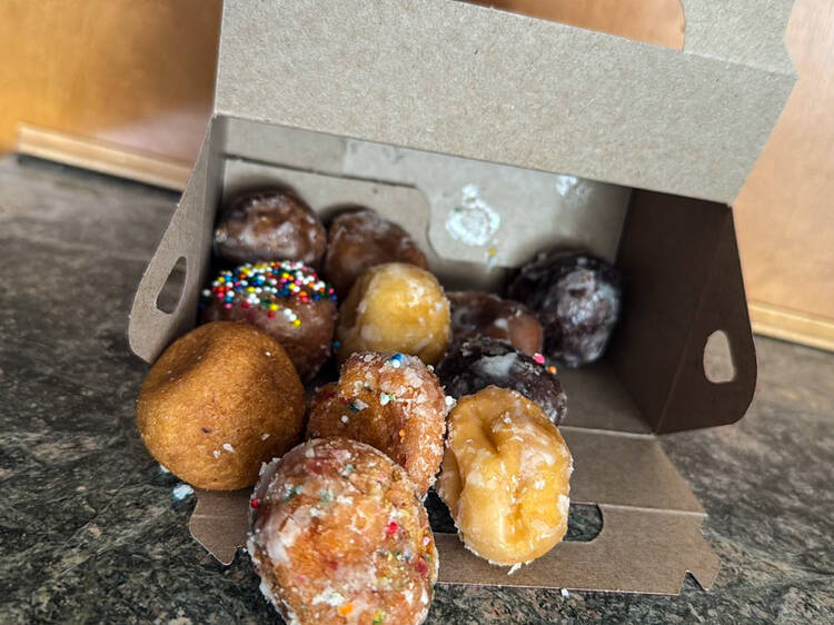 Tim Hortons: Timbits