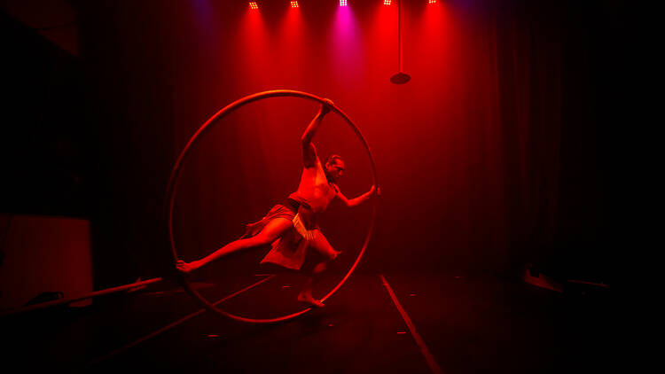 Ópera, ballet y circo por $150 en el Cenart Salto mortal al Xib’alb’a