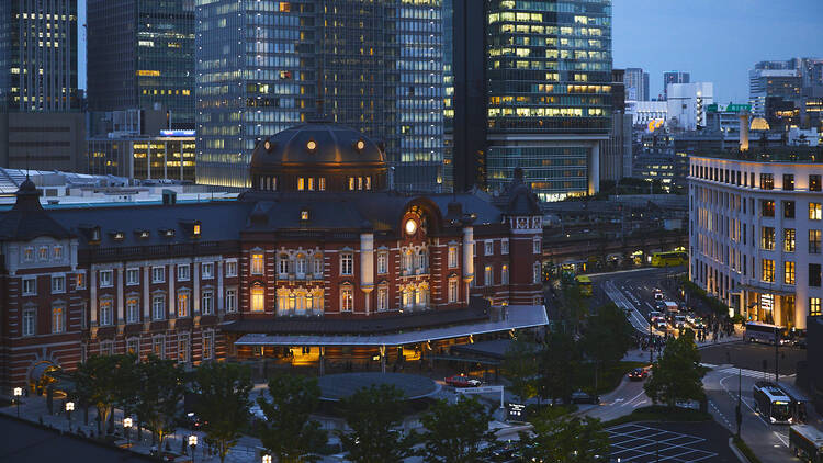 Marunouchi after dark