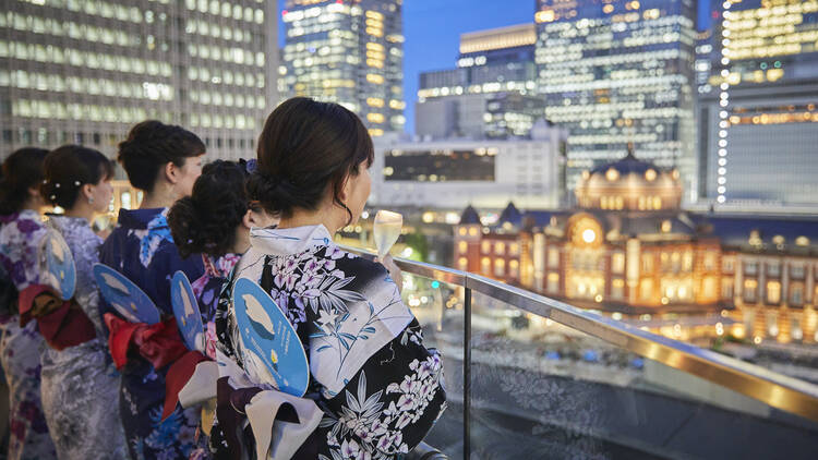 Marunouchi after dark