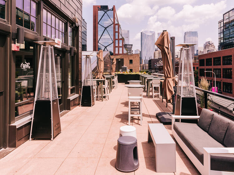 Tony’s Rooftop Bar