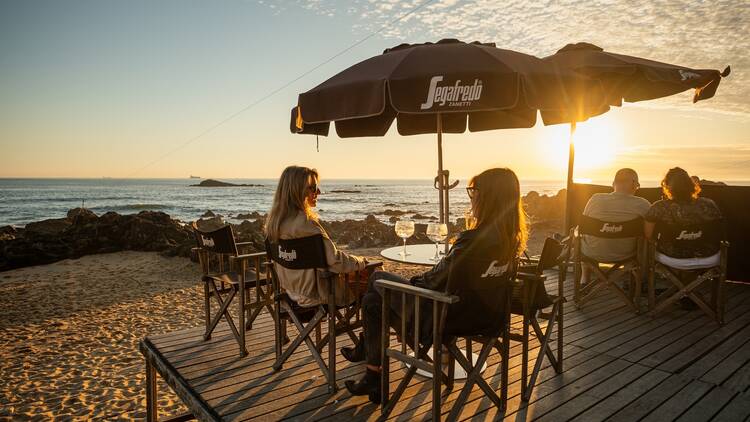 Os melhores bares de praia no Porto