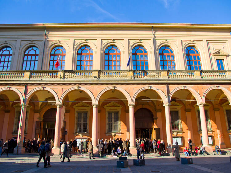 Museum and bar hop around the University of Bologna Museum and bar hop around the University of Bologna