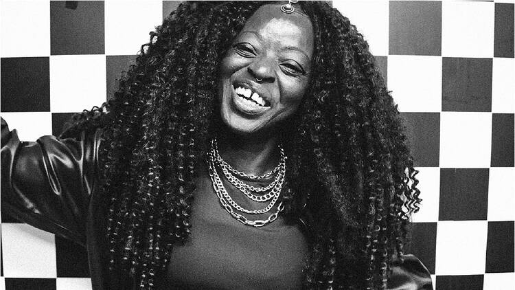 DJ Set Lady G Brown